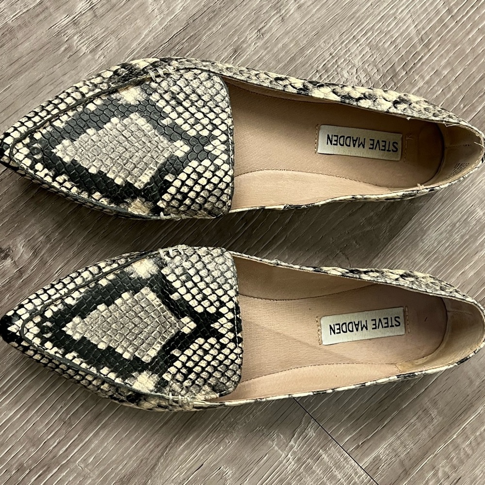Steve Madden Faux Snakeskin Pointed Toe Flats